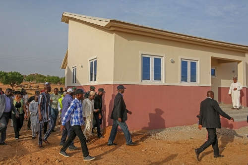 Hon Minister of Power Works  Housing Mr Babatunde Fashola SANrightand others during the Hon Ministers inspection of the National Housing Programme site in Dutse Jigawa State on Tuesday 8thMay 2018