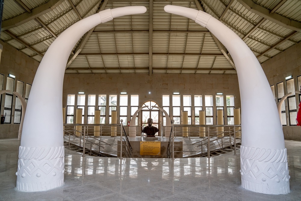 View  of the completed Zik Mausoleum within the Zik Mausoleum and Conference Centre built in honour of the first President of Nigeria   Late Rt  Hon  Nnamdi Azikiwe  in Onitsha  Anambra State during an inspection tour by the  Hon  Minister of Power  Works   Housing  Mr Babatunde Fashola  SAN and his  Labour and  Employment counterpart  Dr  Chris Ngige  on Monday 10th  December 2018