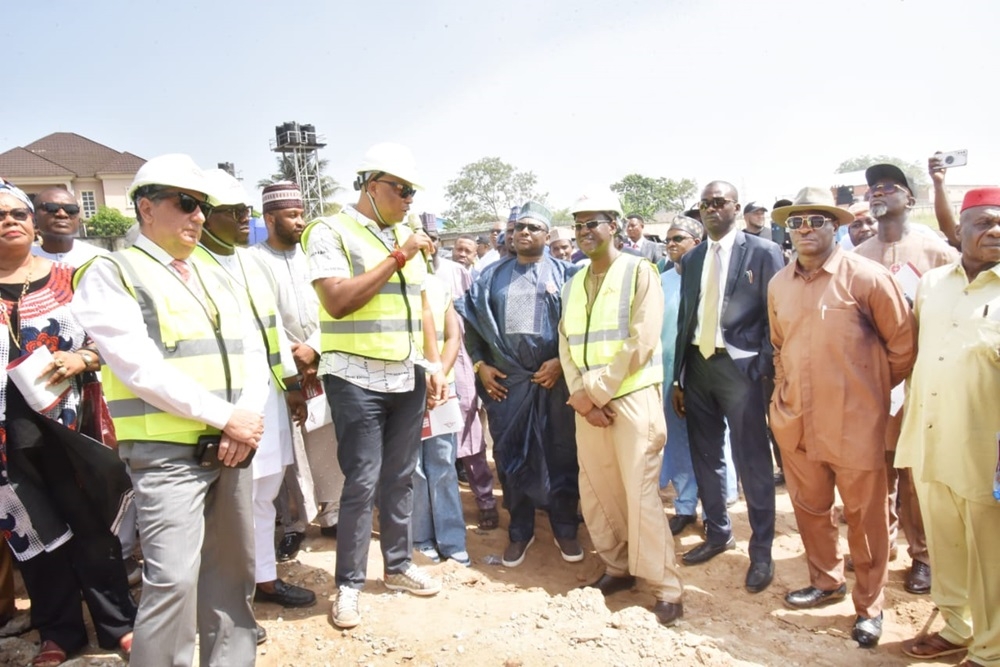 Honourable Minister of Housing and Urban Development, Arc. Ahmed Musa Dangiwa, performing the ground-breaking for a 480-housing unit project at the Kukwaba area of Abuja, on Thursday, 30 November 2023