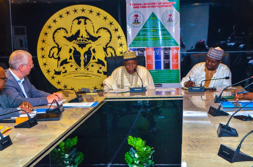 The Minister of State Abdullahi Tijjani Gwarzo, the Permanent Secretary Dr. Marcus Ogunbiyi, UN-Habitat deligation led by Mathias Spaliviero, alongside some directors of the Ministry, at the meeting with the delegation from the UN-Habitat.