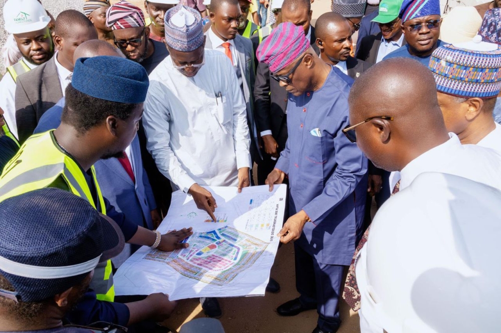 Hon Minister and Minister of State visit to Renewed Hope City Site, Karsana, Abuja, FCT, Tuesday,  May 21st, 2024.