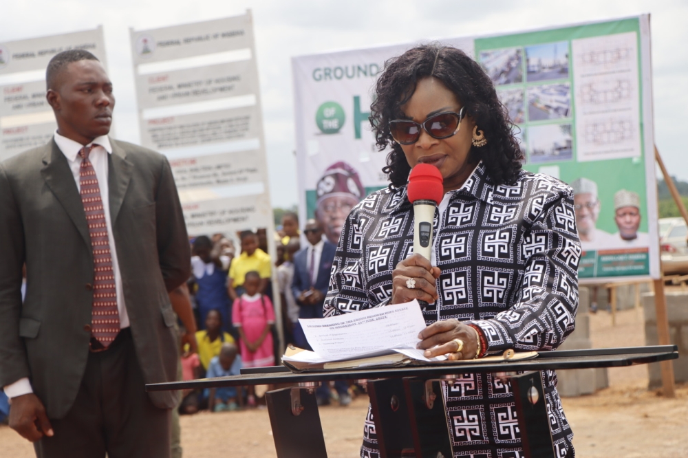 His Excellency, Francis Ogbonna Erishi Nwifuru, Executive Governor, Ebonyi State, Honourable Minister of Housing and Urban Development, Arc. Ahmed Musa Dangiwa FNIA and other management staff at the Official Ground Breaking ceremony of the 250 Housing Units Renewed Hope Estate in Abakaliki, Ebonyi State  on the 26th June, 2024