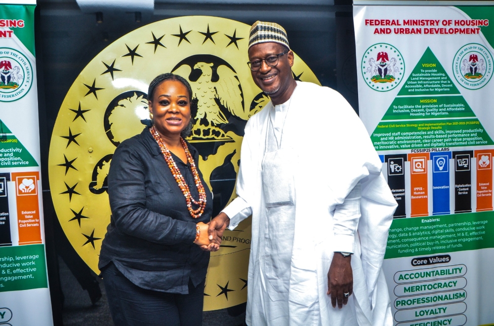 (Middle) Hon. Minister of  Housing and Urban Development Arc. Ahmed Musa Dangiwa; (5th Left) Hon. Minister of State Housing and Urban Development, Abdullahi Tijjani Gwarzo; (5th Right) Permanent Secretary  Ministry of Housing and Urban Development, Dr. Marcus O. Ogunbiyi, during a meeting with Delegates of the UK Build and Construction West Africa Trade Mission. Monday 22nd July, 2024