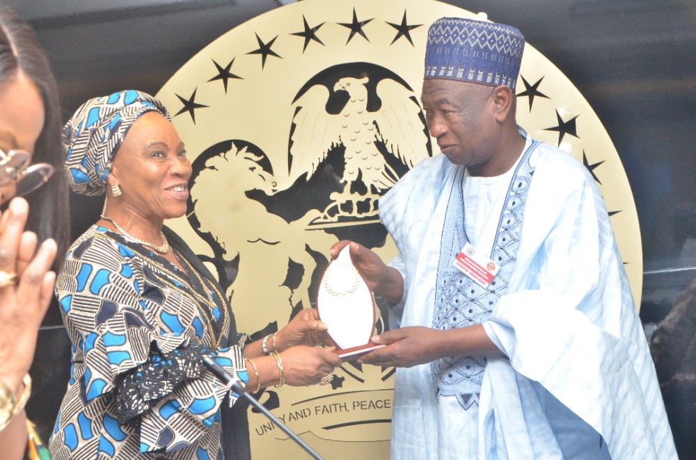 Presentation of award by the Hon Minister Arch. Ahmed Dangiwa, the Permanent Secretary Dr. Marcus Ogunbiyi and the National Servicom Coordinator at the Presidency to some Directors and  management staff of the Ministry in celebration of the 2024 Servicom Service Week at the Ministry's Conference Room, Mabushi, Abuja on the 7th October, 2024.