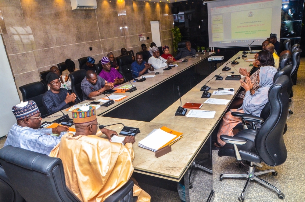 Meeting of the Hon Honourable Minister of State for Housing and Urban Development. Rt. Hon. Yusuf Abdullahi Ata with Directors/Heads of Units of the Ministry