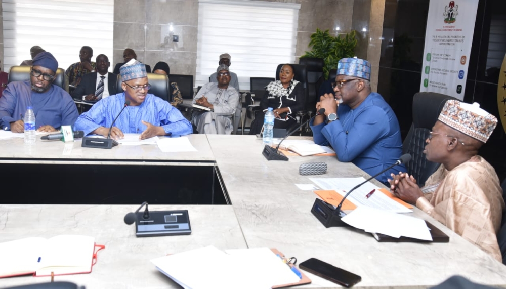 Hon Minister of State, Yusuf Abdullahi Ata and Permanent Secretary,  Dr Shuaib Belgore received briefings on the activities of Federal Mortgage Bank of Nigeria, presented by the MD , Shehu Usman Osidi, Tuesday,  28th January,  2025