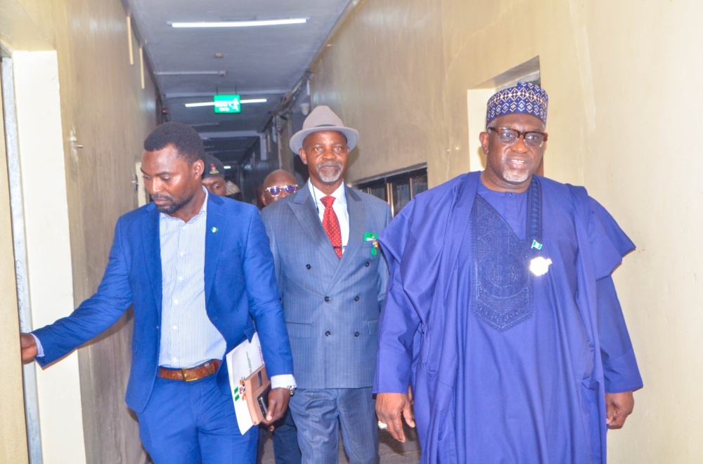 The Permanent Secretary, Federal Ministry of Housing and Urban Development, Dr. Adam Kambiri, conducted a familiarization visit to several offices of the Ministry on Monday 6th January, 2025.