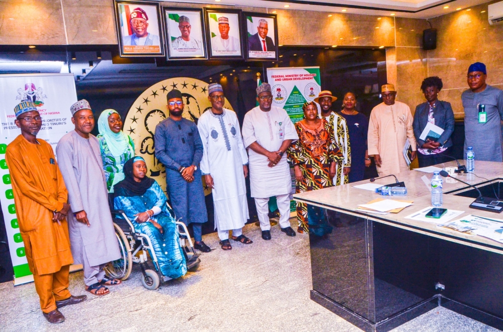 Photo Speak: Honourable Minister of Housing and Urban Development, Arc. Ahmed Musa Dangiwa and Permanent Secretary Federal Ministry of Housing and Urban Development, Dr. Shuaib M Belgore; received Delegation of Hip City Hub & Innovation Centre.  Wednesday 5th February, 2025.