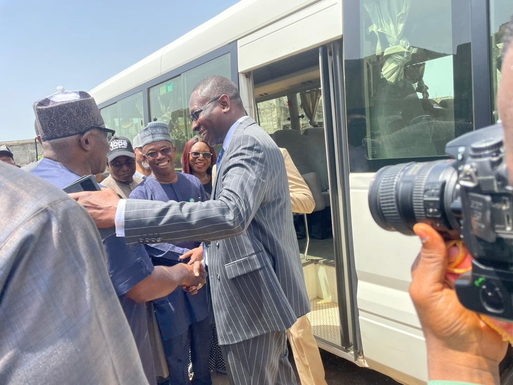 Photo News: HM (FMHUD), Arc Ahmed Dangiwa and Chairman EFCC, Olanipekun Olukoyede inspection of Recovered Housing Estate from former CBN Governor,  Godwin Emefiele,  Wednesday,  21st, May, 2025