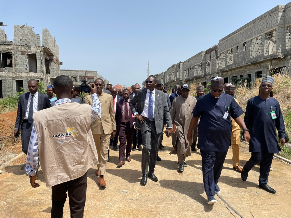 Photo News: HM (FMHUD), Arc Ahmed Dangiwa and Chairman EFCC, Olanipekun Olukoyede inspection of Recovered Housing Estate from former CBN Governor,  Godwin Emefiele,  Wednesday,  21st, May, 2025