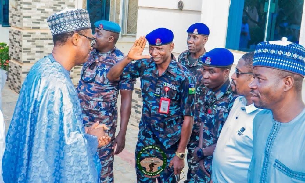Housing Minister, Arc Ahmed Dangiwa,  former Governor of Katsina State,  Aminu Bello Masari and Speaker, Katsina State House of Assembly,  Hon Nasir Yahaya at the Family House of late former President Muhammadu Buhari and Palace of Emir of Daura for condolences, Monday,  July 14th, 2025.