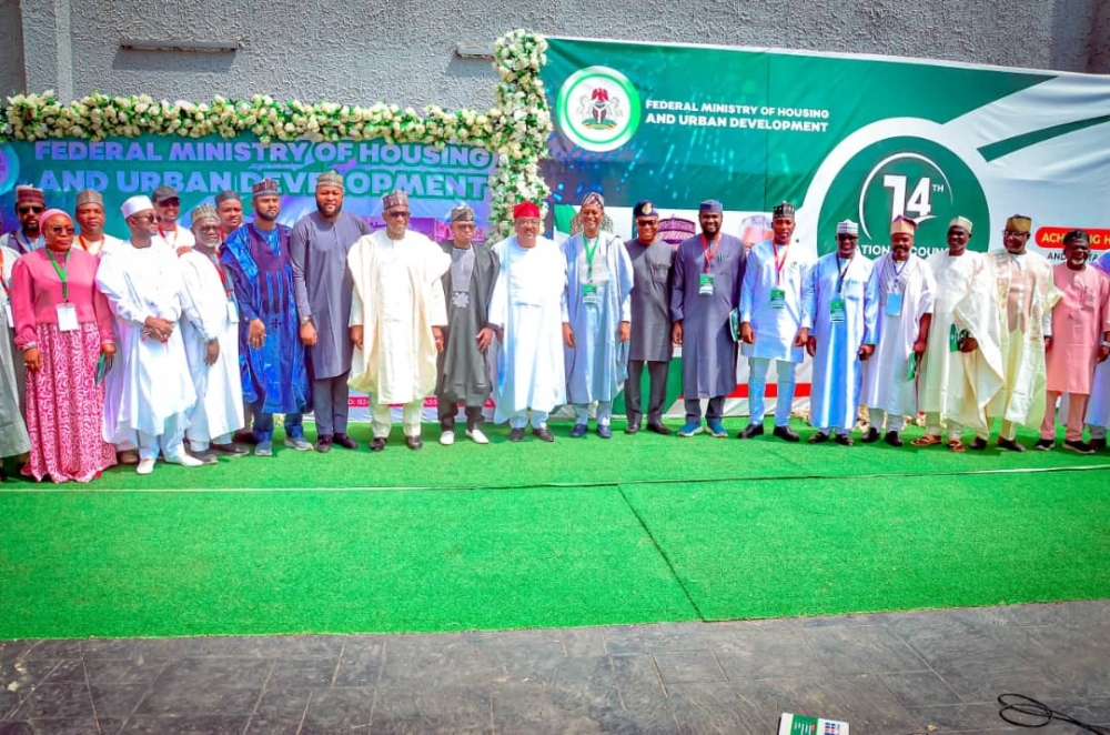 Dr Taofeek Olatinwo and group photograph of the participants in Council