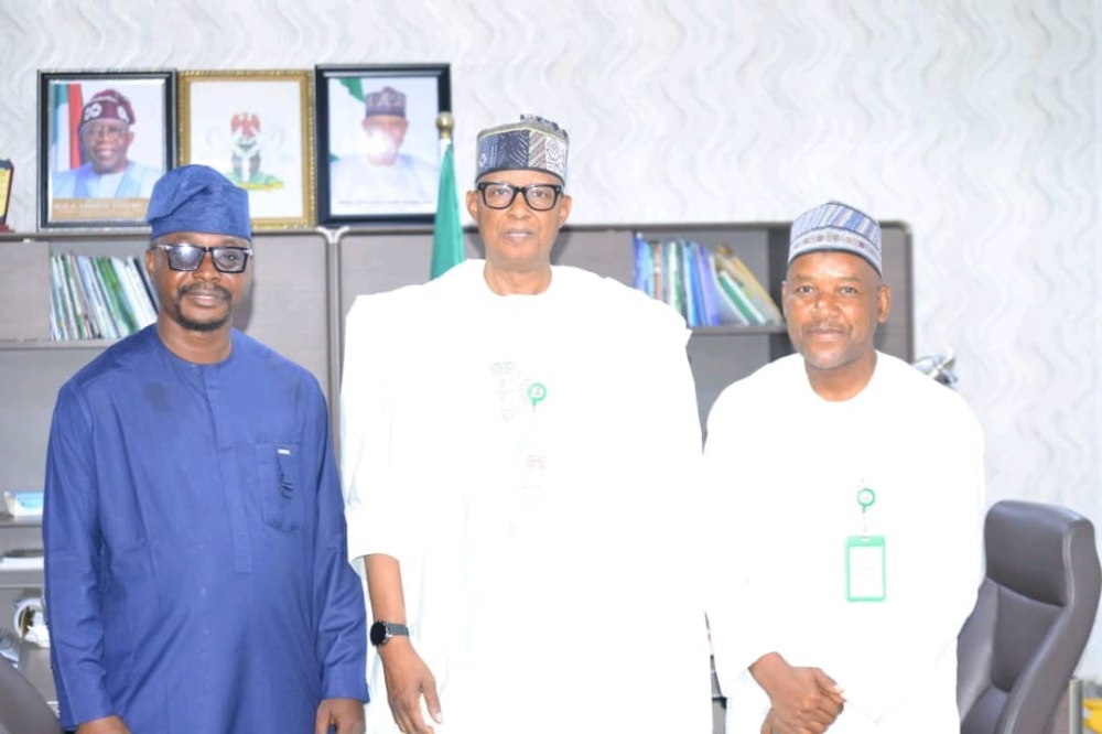 Meeting of the Hon Minister,  FMHUD,  Engr Muttaqha Rabe Darma,  PhD and convener of the Renewed Hope Housing PPP Summit,  Dr Olayemi Shodinmu